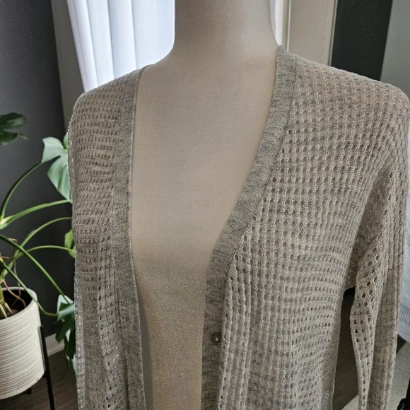 Lightweight Cardigan - Picture 6 of 7
